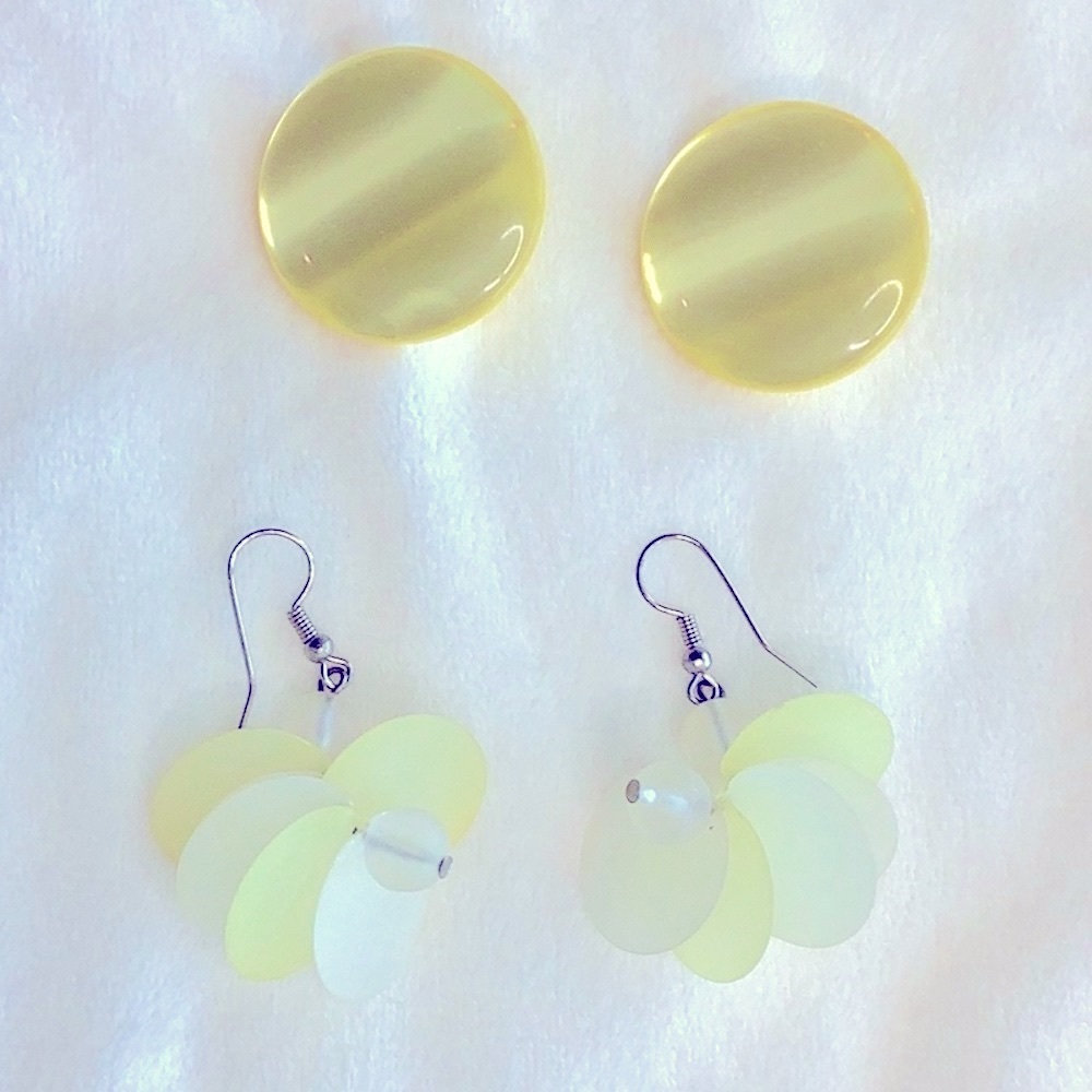 Vintage Costume Jewelry Yellow Pierced Earrings (2 pair)